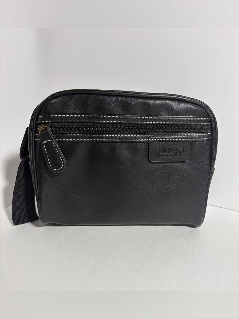 Authentic Buffalo David Bitton Men's Black Wristlet Pouch